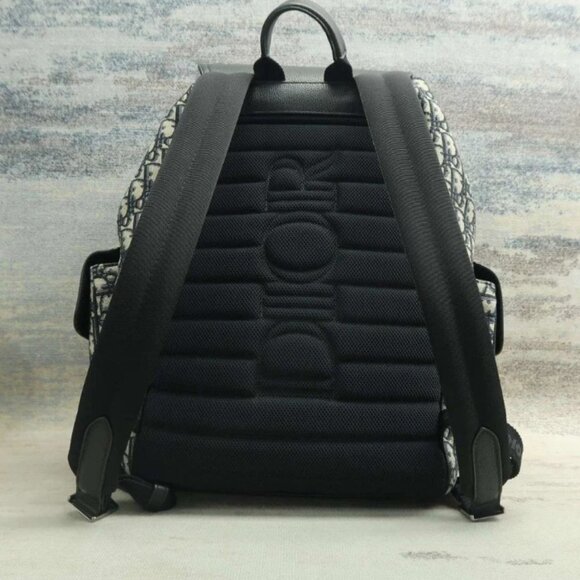 100% Authentic Dior Navy & Black Cloth Backpack - Picture 3 of 12